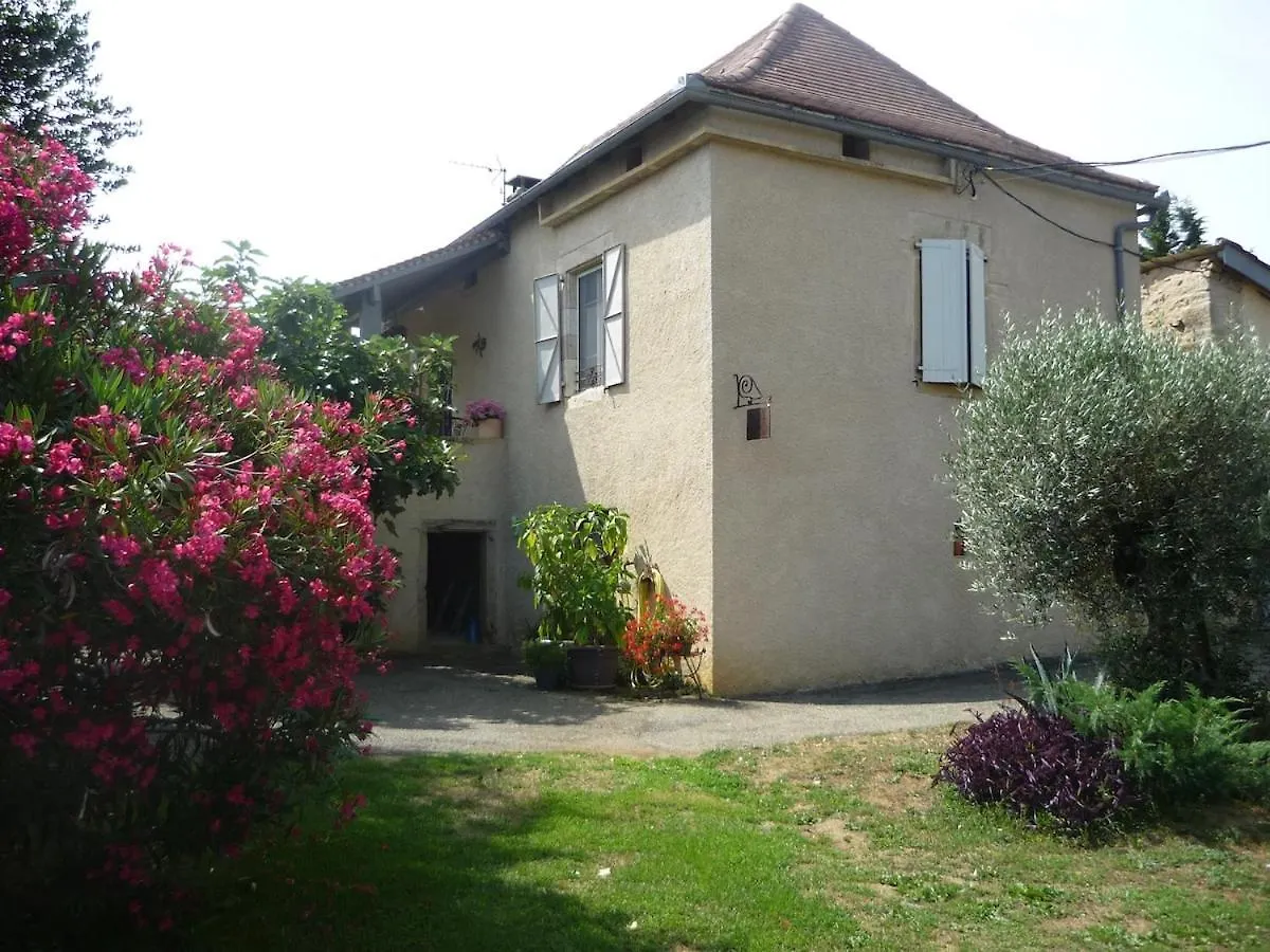 Casa vacanze Maison Avec Piscine - Vue Exceptionnelle - Parisot Parisot
